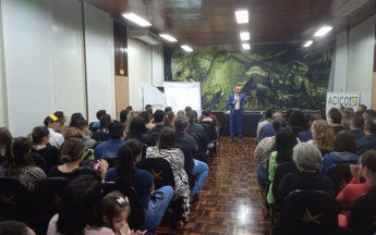 A acico realizou no dia 05/09 a primeira palestra do congresso empresarial com o tema: Como fechar mais vendas pelo Whatsapp