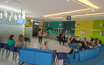 Palestra Elas por elas
