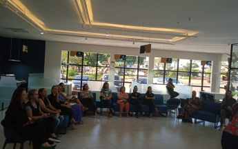 Palestra Elas por elas