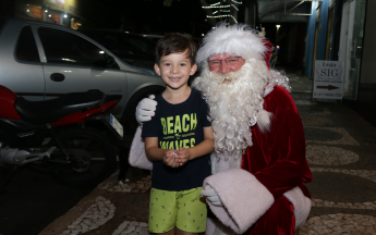 Sorteio e Chegada do Papai Noel Acico