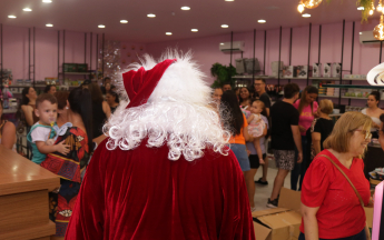 Sorteio e Chegada do Papai Noel Acico