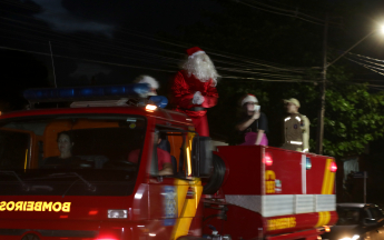 Sorteio e Chegada do Papai Noel Acico