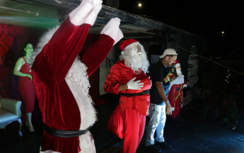 Sorteio e Chegada do Papai Noel Acico