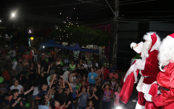 Sorteio e Chegada do Papai Noel Acico