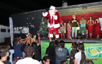 Sorteio e Chegada do Papai Noel Acico