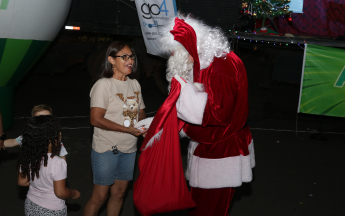 Sorteio e Chegada do Papai Noel Acico