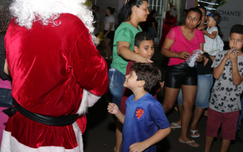 Sorteio e Chegada do Papai Noel Acico