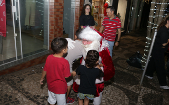 Sorteio e Chegada do Papai Noel Acico